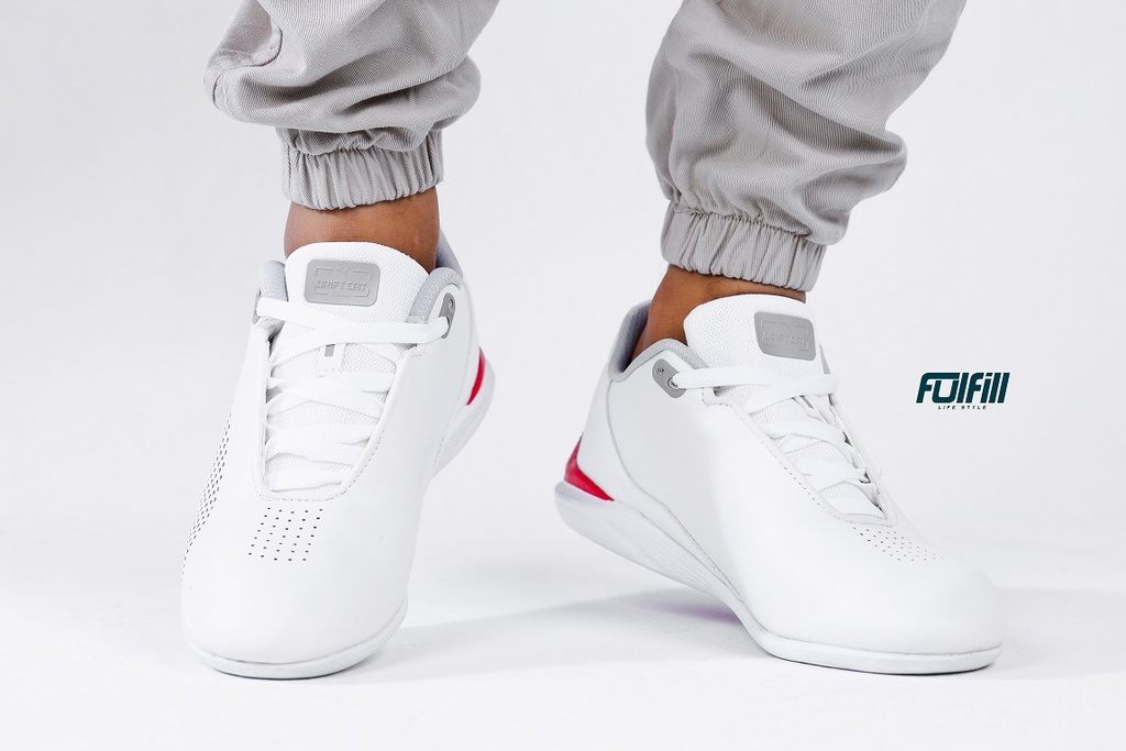 Ferrari×PUMA ジャージ ホワイト PUMA Scuderia Ferrari Ionspeed Lace Up Mens White Sneakers